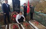 Братская могила советских воинов и партизанов (д.Борки)